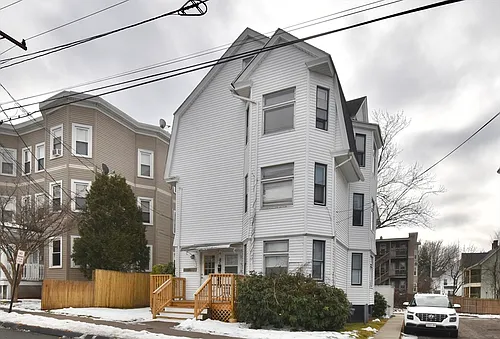 86 Cochran St #3 Photo 1