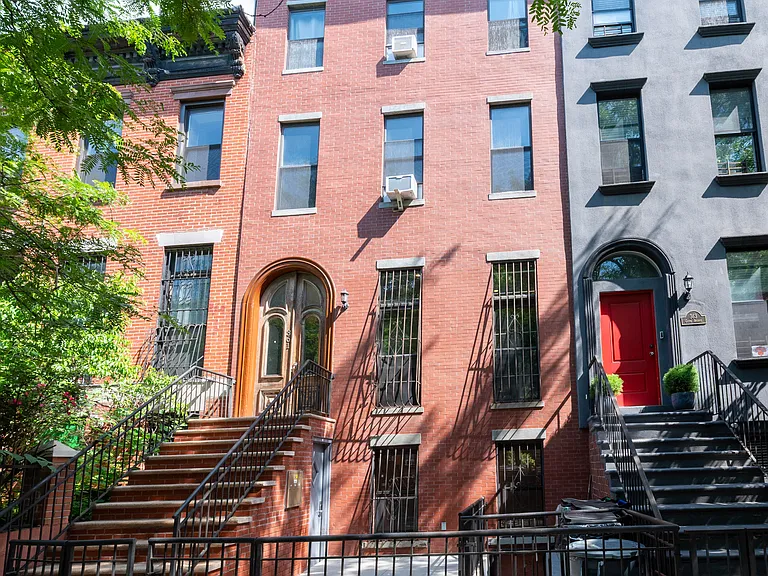 361 Gates Ave #1 — Photo 25