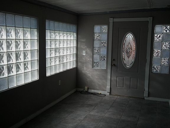 4th image of 55 N Lee Ct