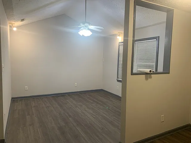 2408 E Highland Ave — Photo 10