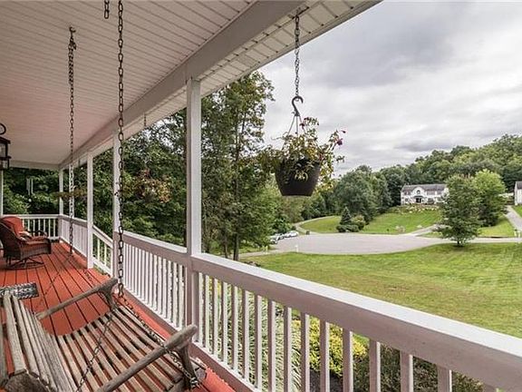 2nd image of 15 Killian Ln