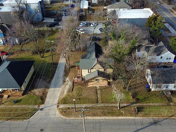 4th image of 310 S Santa Fe Ave