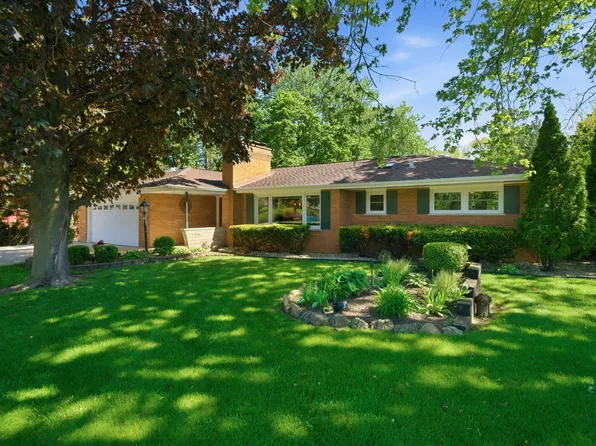 20W545 Moreland Ave, Addison, IL 60101