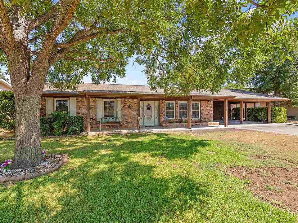 1st image of 1305 Bluebonnet Dr