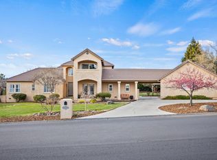 3162 Canyon Oaks Ter, Chico, CA 95928