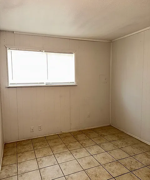 105 Morrill Ave — Photo 6