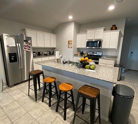 5th image of 5912 Bull Creek Ln