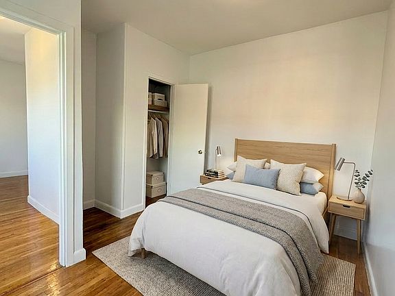 3rd image of 350 Franklin Ave APT 4