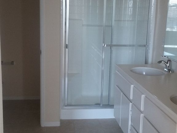 3rd image of 10922 Ivy Hill Dr Unit 6