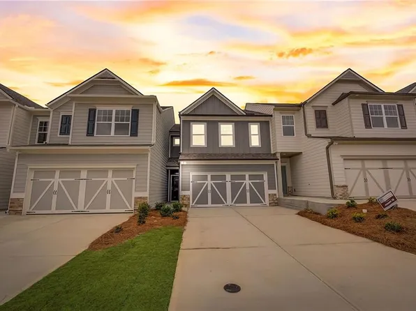 62 Sepia Oak Dr, Newnan, GA 30263