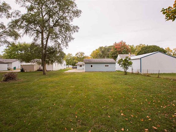4th image of 545 Home Acres Ave