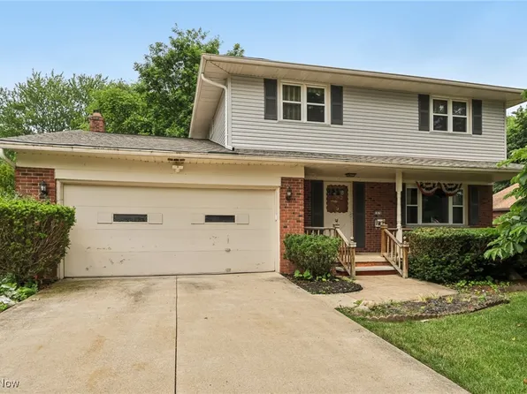 1970 Radcliffe Dr, Westlake, OH 44145