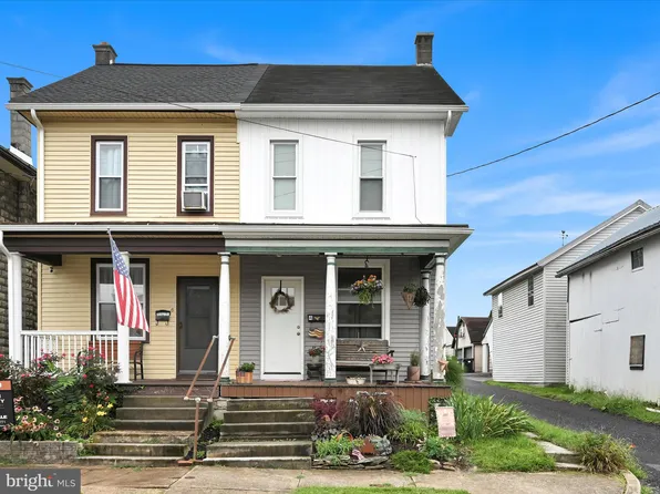 4 E Muth Ave, Myerstown, PA 17067