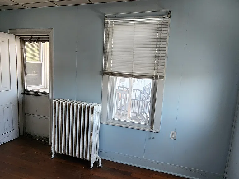 19 N 2nd St #B — Photo 12