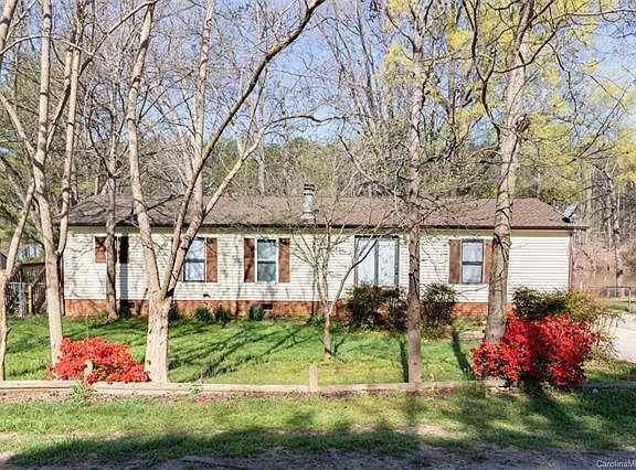 2nd image of 224 Lineberger Dr