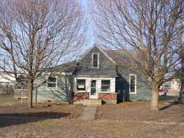 1st image of 108 N Mill St
