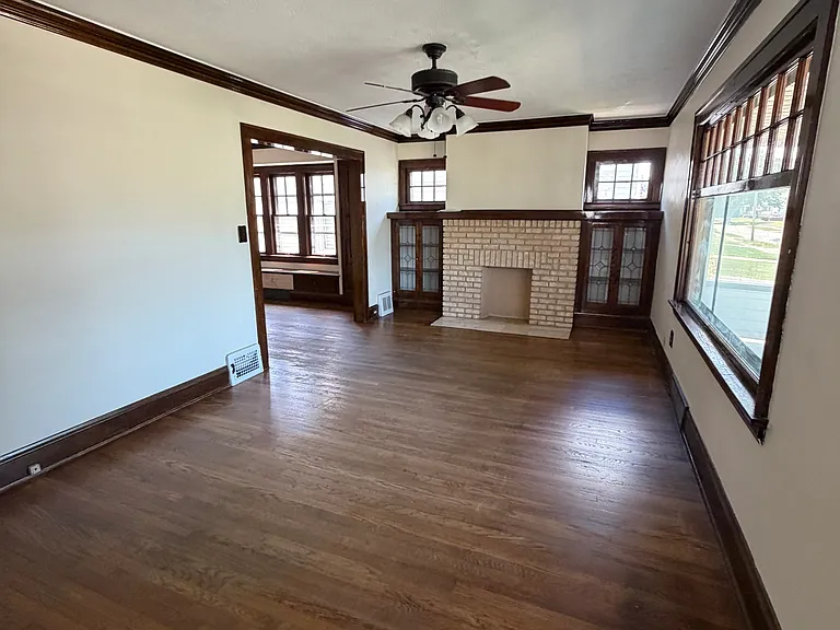 9011 Park Heights Ave — Photo 2