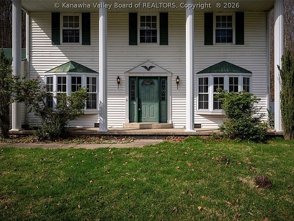 5th image of 430 Falls Creek Rd
