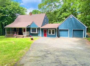 84 Breakneck Rd, Sturbridge, MA 01566