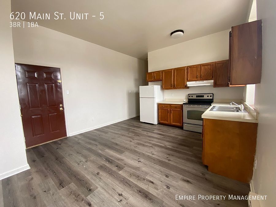 620 Main St Slatington, PA, 18080 Apartments for Rent Zillow