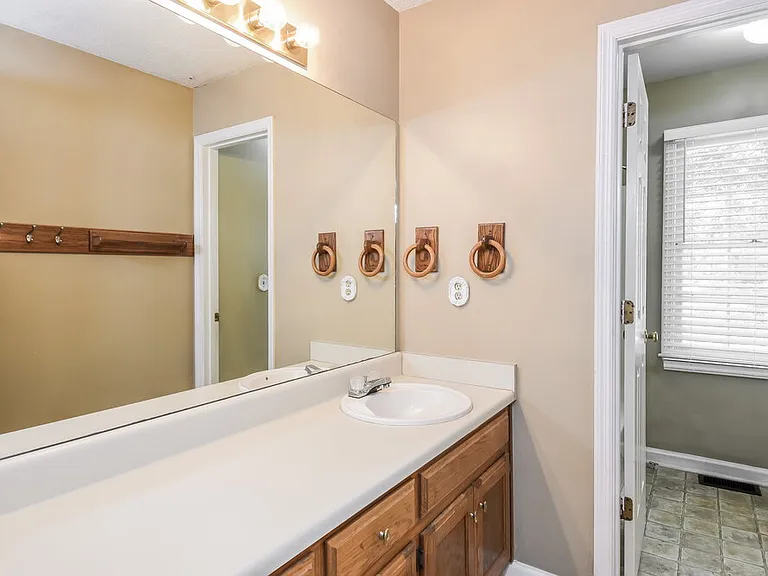 2699 Barcelona Dr SW — Photo 15