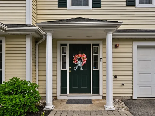 19 Morphew Ln Unit 6, Rowley, MA 01969