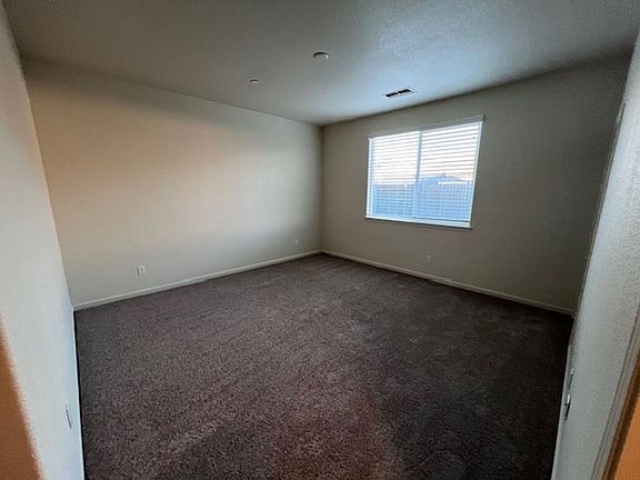 5th image of 9505 Blue Mountain Way