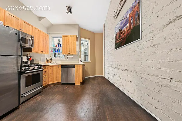 Sold by Corcoran | media 2