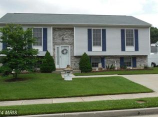 3 Woods Ct, Baltimore, MD 21221