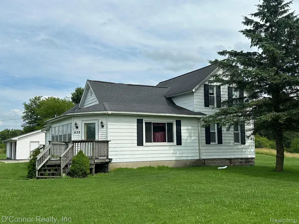 436 Pine River Rd, Smiths Creek, MI 48074