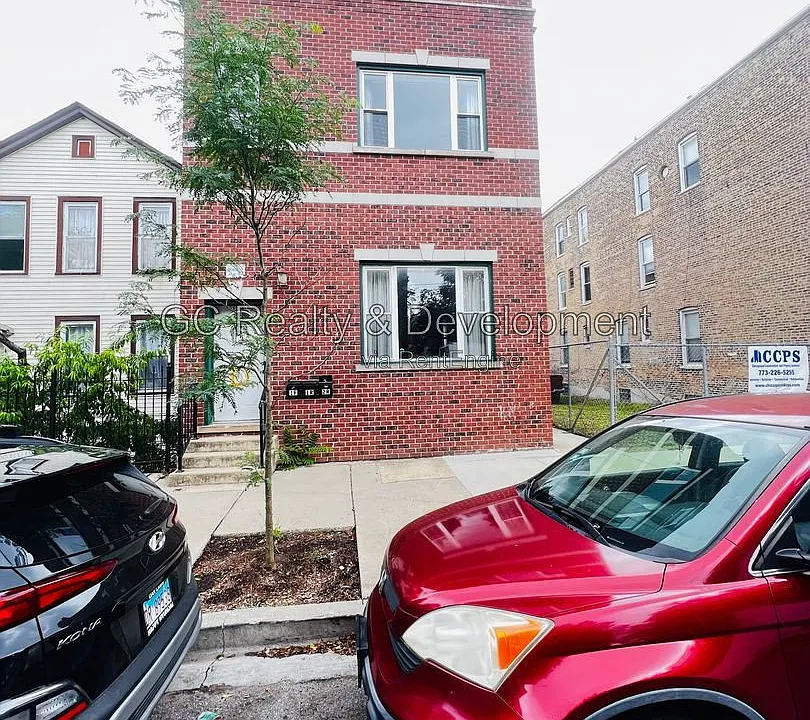 1512 W 17th St #1F