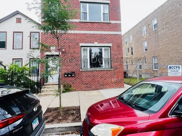 1512 W 17th St #1F, Chicago, IL 60608