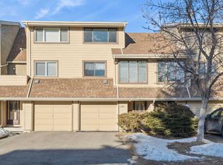 308 S Woodvale Cres SW, Calgary, AB T2W 3P3