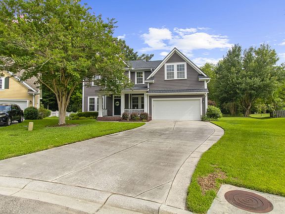 3rd image of 104 Plank Ct