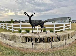 8619 SW 51st St, Topeka, KS 66610