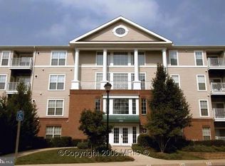 7000 Falls Reach Dr APT 211, Falls Church, VA 22043