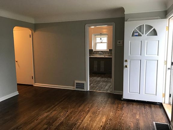 2nd image of 18117 Ponciana Ave
