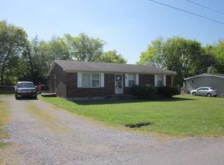 614 Colonette Dr, Hopkinsville, KY 42240