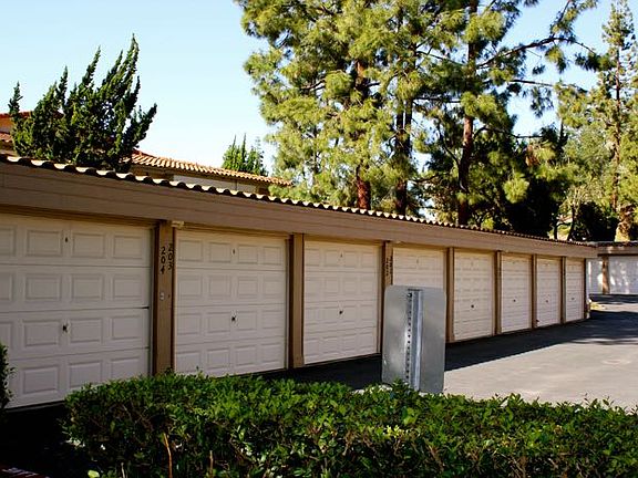 3rd image of 12565 Oaks North Dr Unit 117