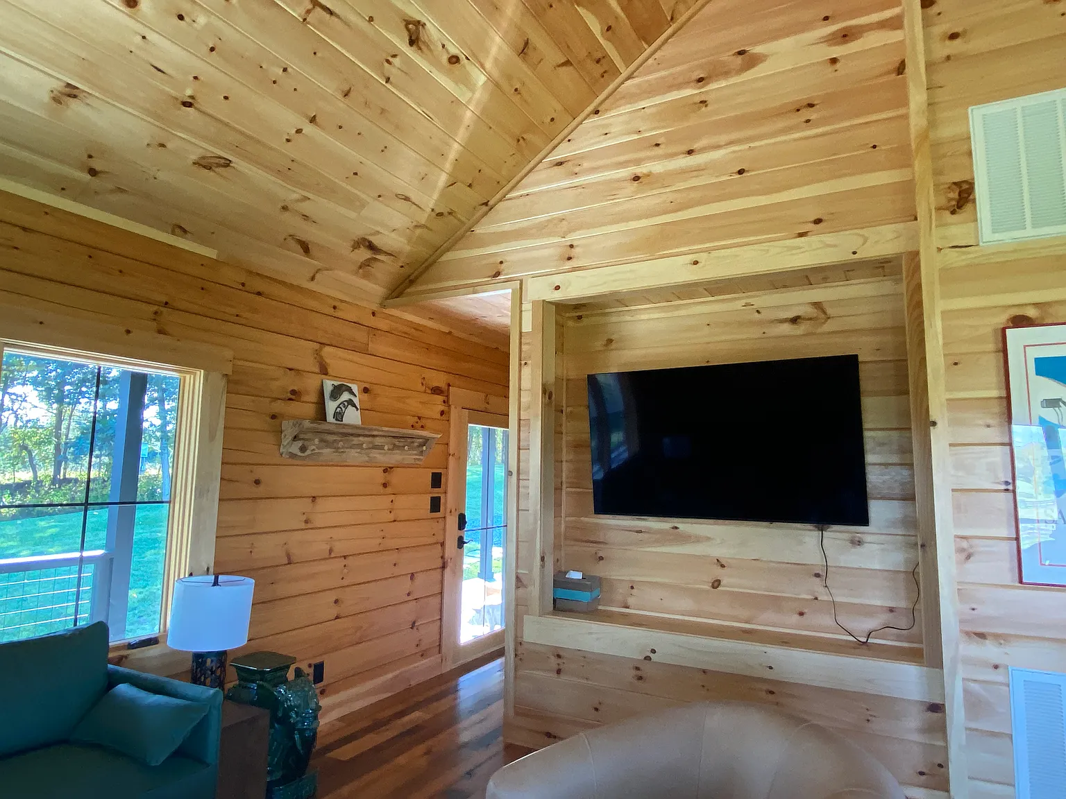 2 bed, $4,000 — Photo 3