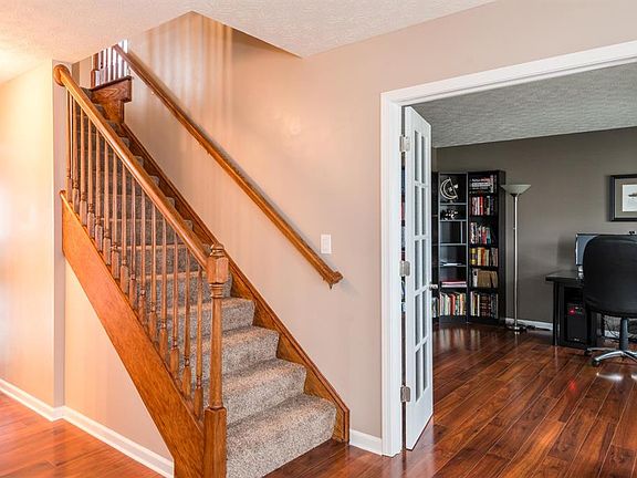 4th image of 1450 Red Barn Way