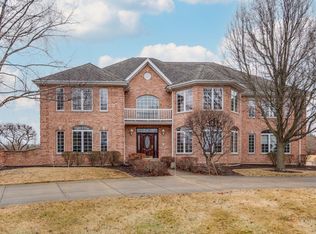 37181 N Fox Hill Dr, Wadsworth, IL 60083