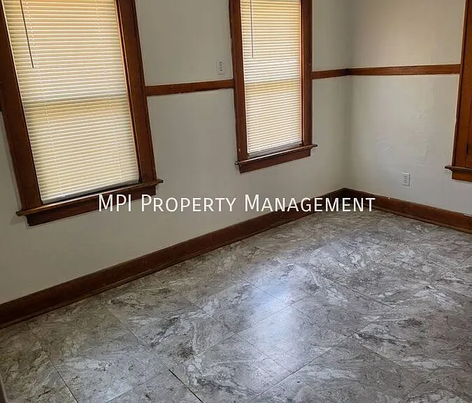 2869 N 37th St #2869 — Photo 9