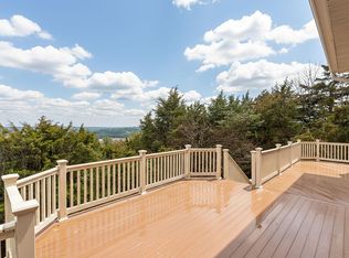 3 Walnut Valley Ln, Weyers Cave, VA 24486