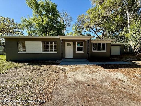 3rd image of 18 Croom Rd