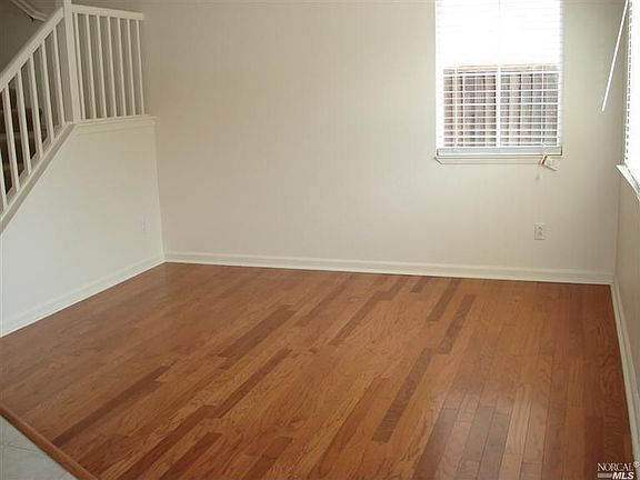 5th image of 4370 Redwood Meadows Ln