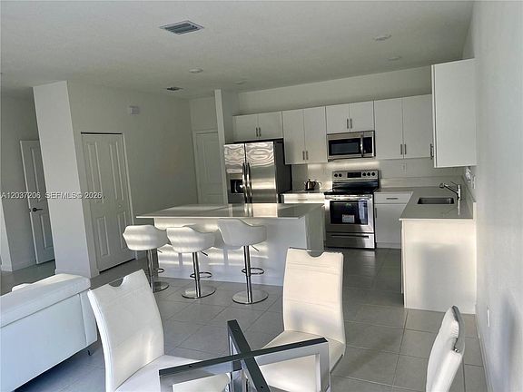 5th image of 22960 SW 130th Ave