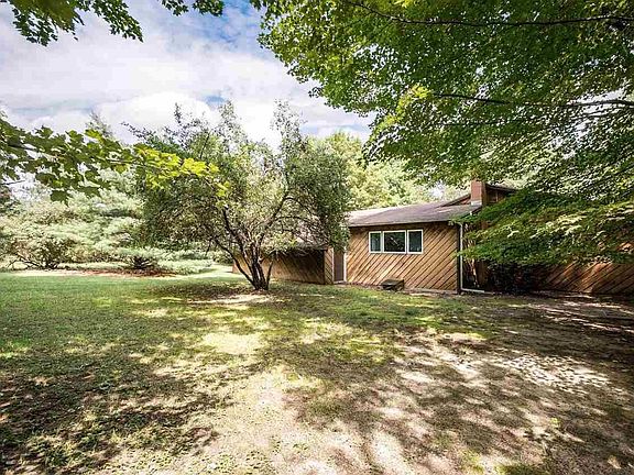 2nd image of 11960 SW Torch Lake Dr