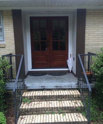 2nd image of 403 Vivian St