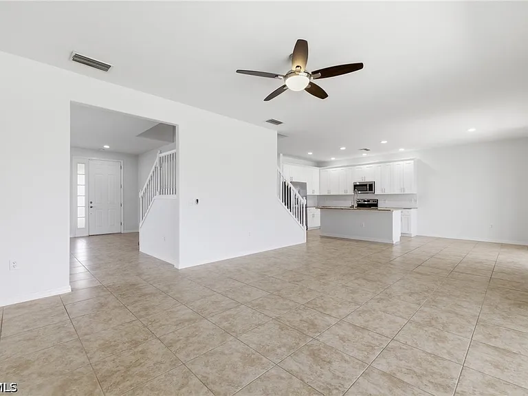 2639 Bellingham Ct — Photo 8